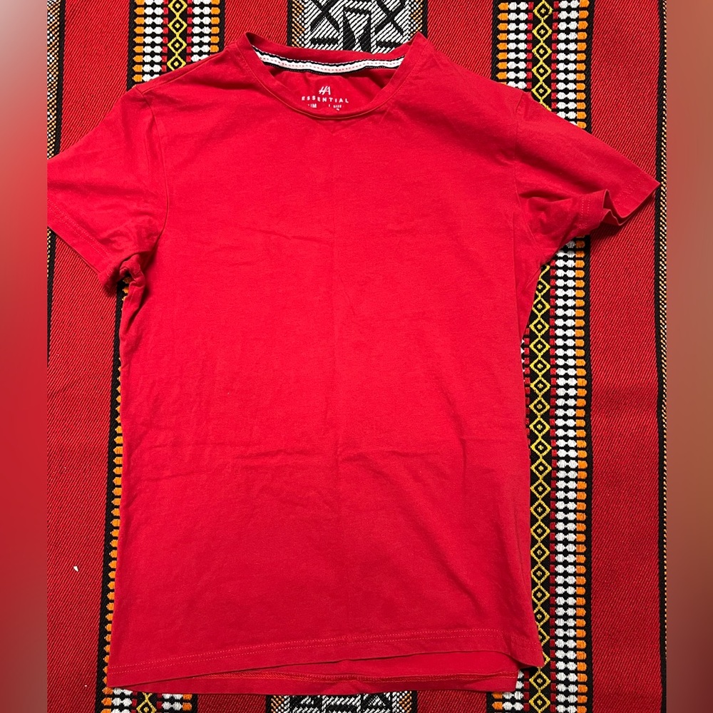 Essential Crew Neck Tee by HA - Size Small